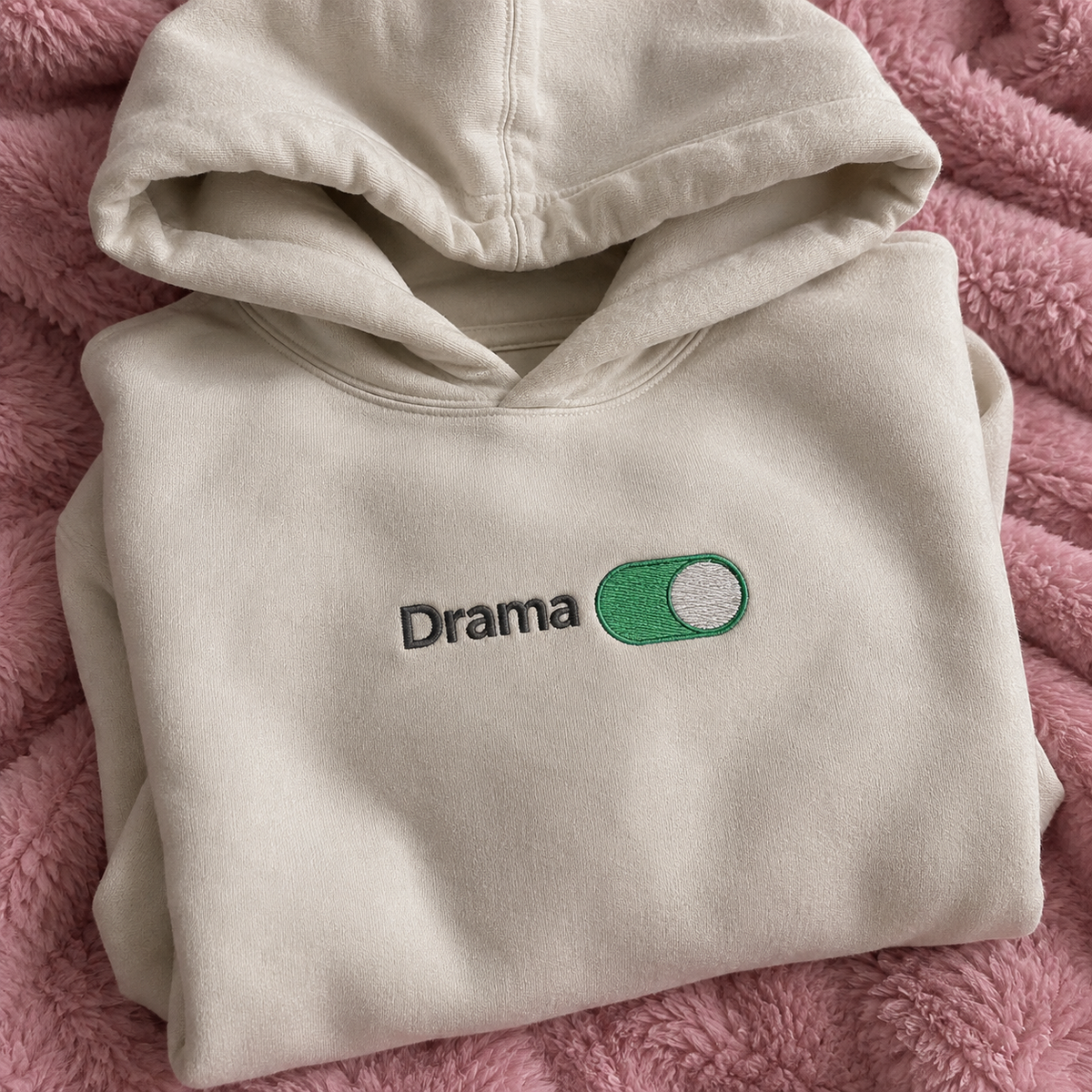 Drama On – Embroidered Cropped Hoodie