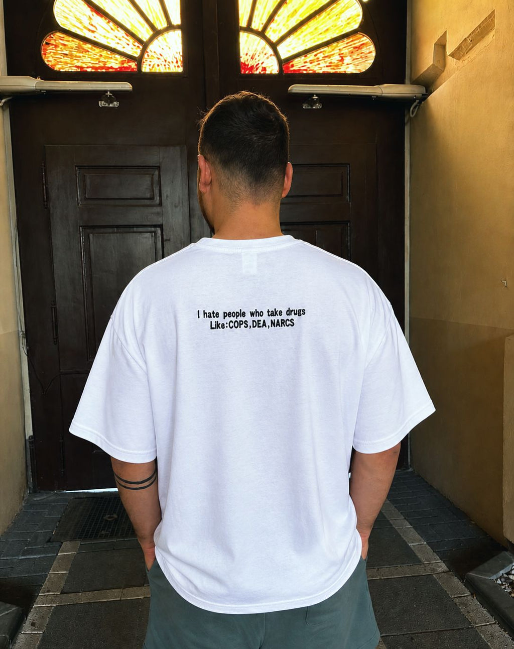 Tricou "I hate people who take drugs"